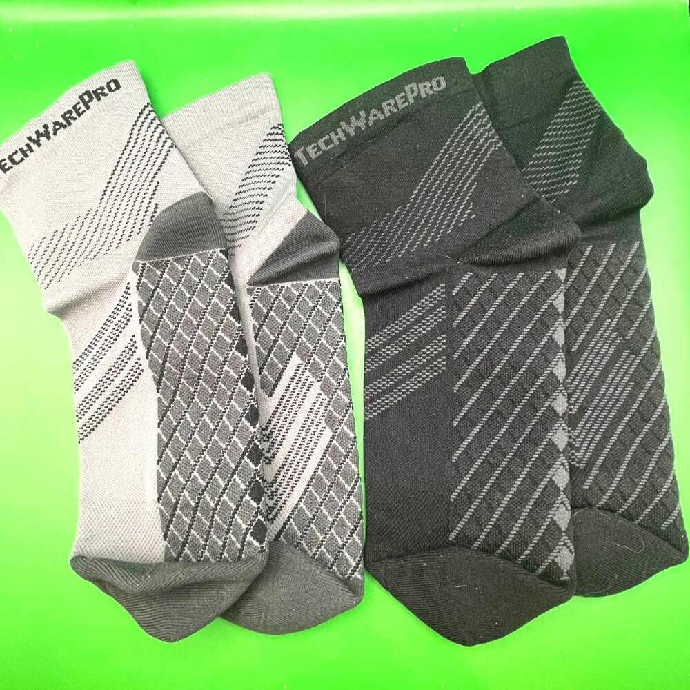 Techware Pro Compression Socks 2 Pairs Black Gray… - image 2